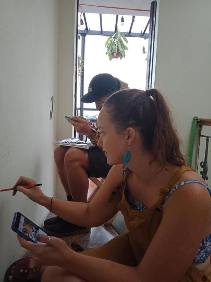 Ubuntu Homestay & Tours Hanoi Exterior photo
