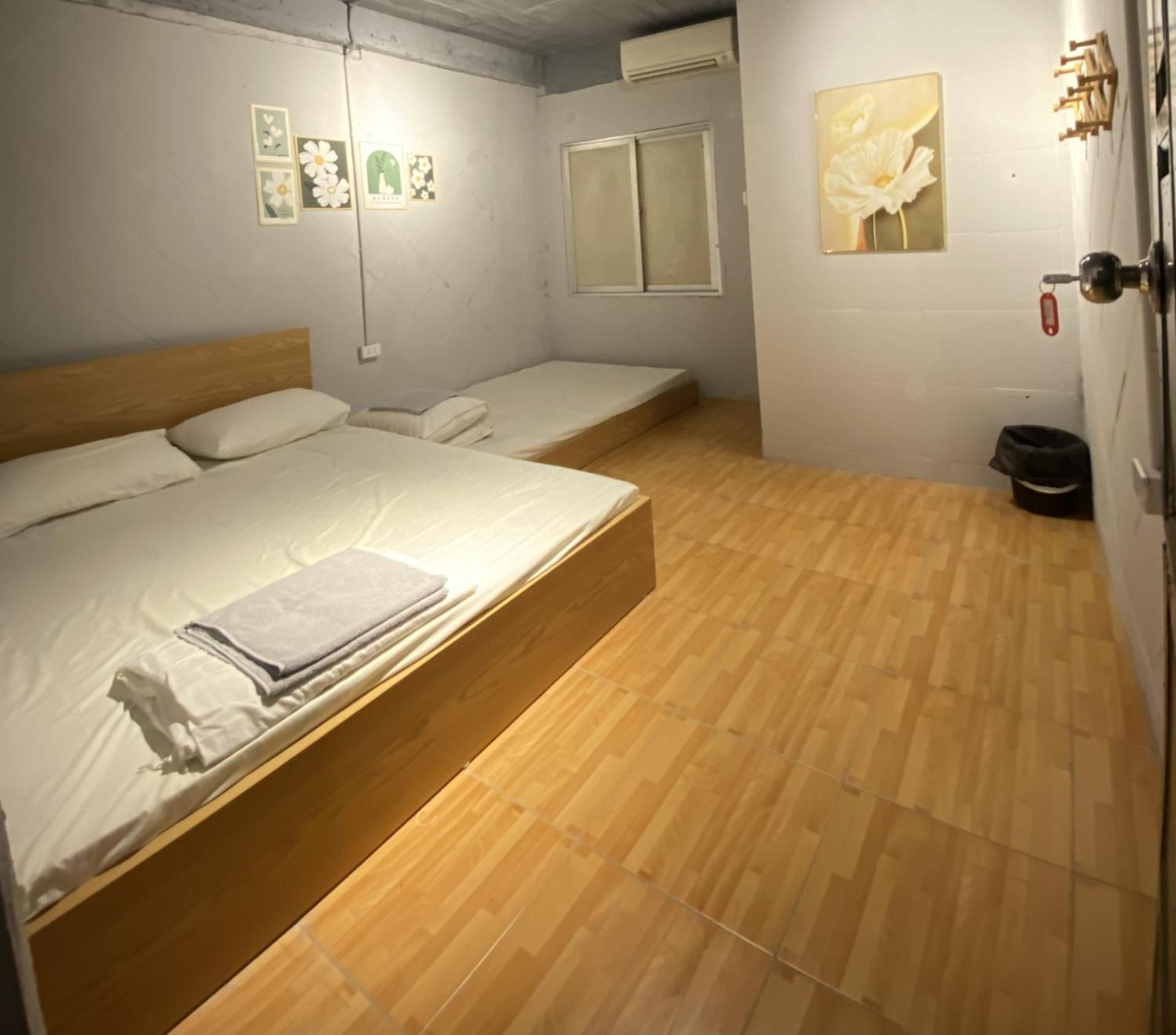 Ubuntu Homestay & Tours Hanoi Exterior photo